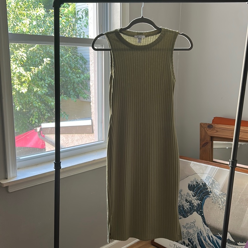 Nine West olive/taupe ribbed sleeveless dress